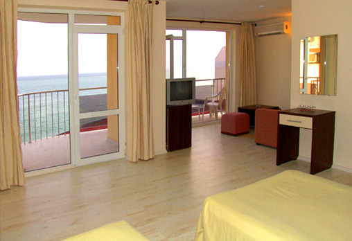 Валео 3* - снимка - 4