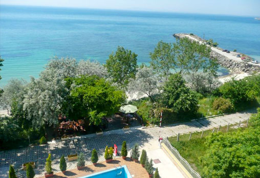 Капри 3* - снимка - 2