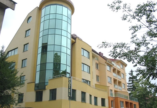 Лозенец 3* - снимка - 2