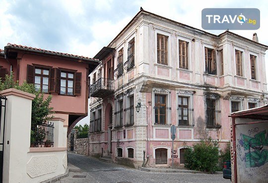 На карнавал в Ксанти през март! 1 нощувка със закуска, транспорт, водач и посещение на Кавала - Снимка 3