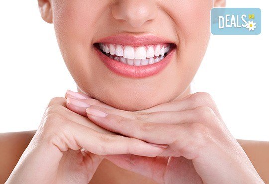 За красива и здрава усмивка! Обстоен преглед, почистване на зъбен камък и полиране с AirFlow при д-р Тодорова! - Снимка 3