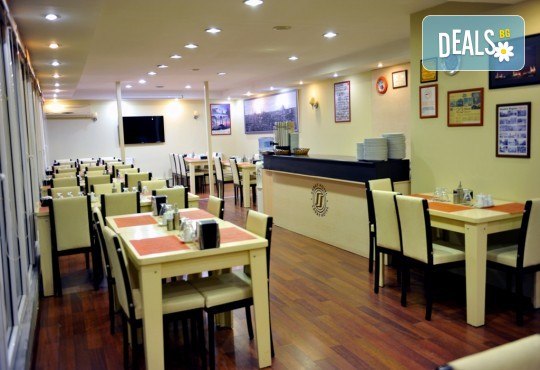 Уикенд екскурзия до Одрин през декември с Рикотур! 1 нощувка със закуска в Saray Hotel 2*, транспорт, богата програма и посещение на Синия пазар и Margi Outlet - Снимка 10