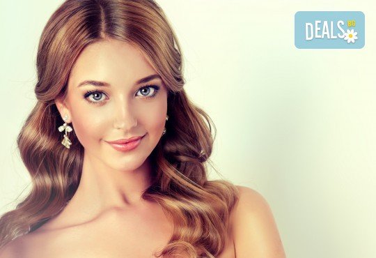 Aqua Peel, биолифтинг, кислородна мезотерапия и терапия студен чук на лице и шия в NSB Beauty! - Снимка 4