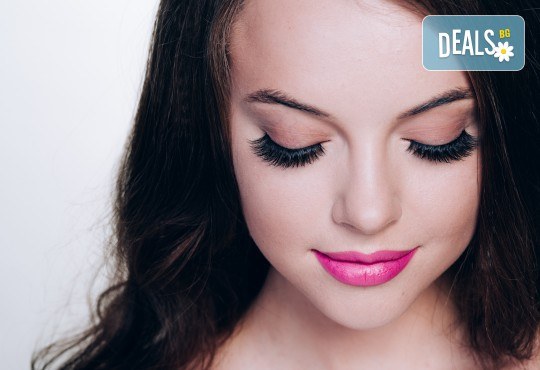 Красиви очи! Поставяне на мигли по метода косъм по косъм или обемна техника в NSB Beauty Center - Снимка 1
