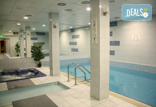 Преди Коледа в Будапеща! 2 нощувки със закуски в хотел 3*, транспорт и панорамна обиколка с екскурзовод на български - Снимка 13