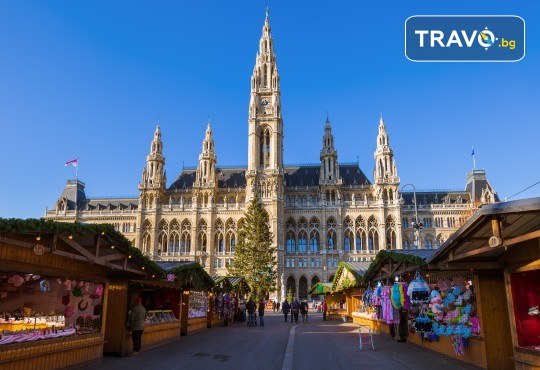 Коледна приказка във Виена! 2 нощувки със закуски, транспорт, водач и посещение на Outlet Parndorf - Снимка 3