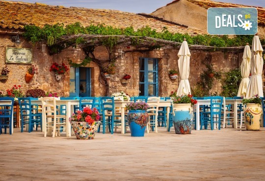 Самолетна екскурзия до Сицилия през пролетта! 4 нощувки, закуски и вечери, самолетни билети, летищни такси, водач и възможност за тур до Етна и Палермо! - Снимка 12