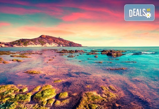 Самолетна екскурзия до Сицилия през пролетта! 4 нощувки, закуски и вечери, самолетни билети, летищни такси, водач и възможност за тур до Етна и Палермо! - Снимка 1