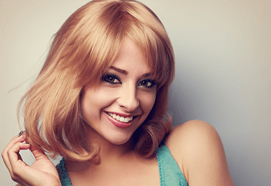 Подстригване с гореща ножица, масажно измиване, подхранваща терапия в 3 стъпки с инфраред преса и прическа със сешоар в Женско Царство в Центъра или Студентски град!