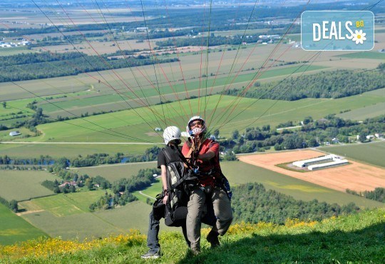 Тандемен полет с двуместен парапланер на 5 км от София + заснемане с HD GoPro action камера от Extreme sport! - Снимка 1