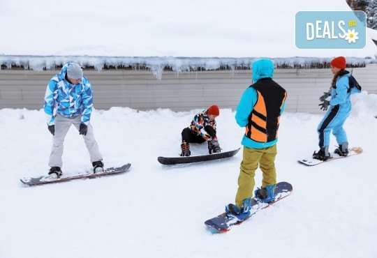Урок по сноуборд за начинаещи или напреднали на Витоша с включена екипировка и оборудване от Scoot! - Снимка 3