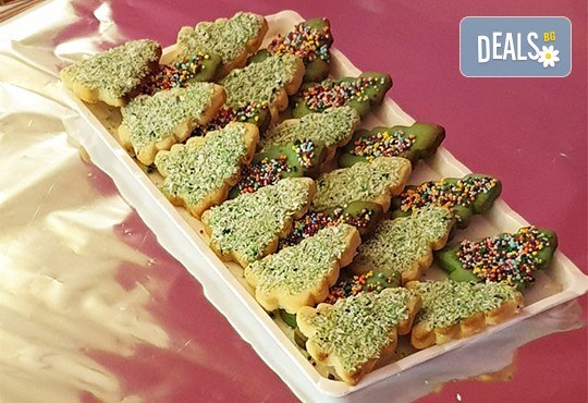 За Коледа! 25 броя коледни декорирани елхи от Сладкарница Джорджо Джани! - Снимка 4