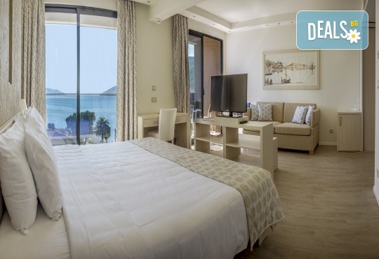 Лукс Нова година в Черна гора, с България Травъл! 4 нощувки, 4 закуски, 3 вечери в Palmon Bay Hotel & Spa 4+* в Херцег Нови, транспорт и програми в Дубровник, Будва и Котор - Снимка 10