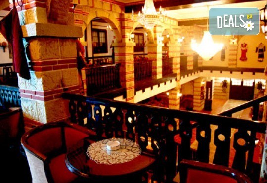 Нова година в Скопие, Македония! 2 нощувки със закуски в Hotel Ibis 4*, Празнична Новогодишна вечеря и транспорт! - Снимка 7