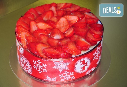 Баварска шоколадова торта с ягоди - 1кг ики 2кг. от сладкарница Лагуна! - Снимка 3