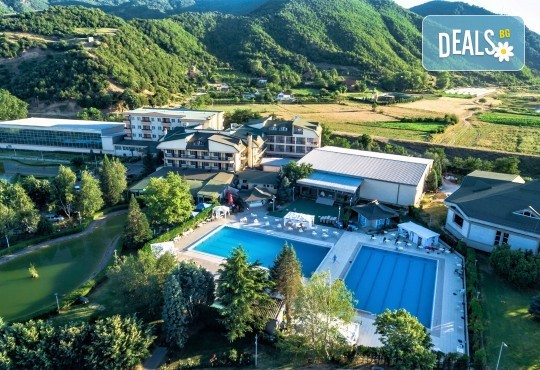 СПА уикенд в Струмица с България Травъл! 1 нощувка със закуска, обяд и гала вечеря в Hotel Sirius Spa & Wellness 4*, безплатно ползване на СПА център транспорт - Снимка 1