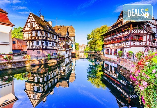 Екскурзия до Париж през Швейцария с България Травел! 7 нощувки със закуски, транспорт и Прага, Париж, Страсбург, Женева, Монтрьо, Милано - Снимка 2