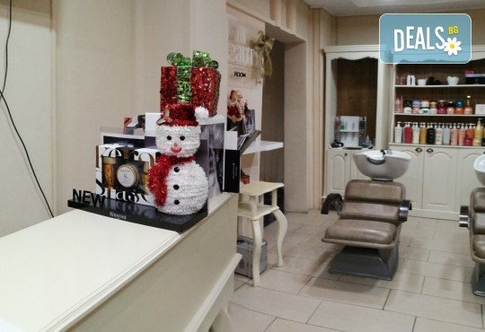 Дълготраен и естествен резултат! Микроблейдинг на вежди в салон за красота Неви в Центъра! - Снимка 7