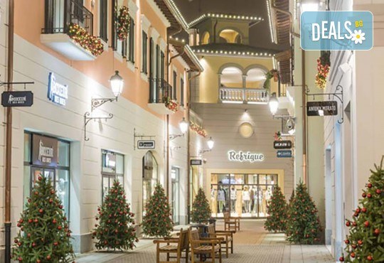 Шопинг в най-известните аутлети в цяла Италия с Mira Travel! 3 нощувки и закуски в хотел 4*, самолетни билети и летищни такси, трансфери до шопинг центровете - Снимка 3