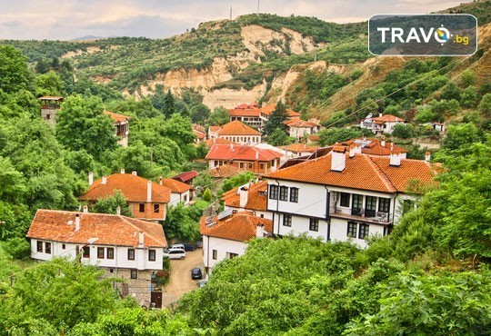 На карнавал в Ксанти с туроператор Поход! 1 нощувка със закуска в хотел 3* в Сандански, транспорт, посещение на Мелник и Рупите - Снимка 5