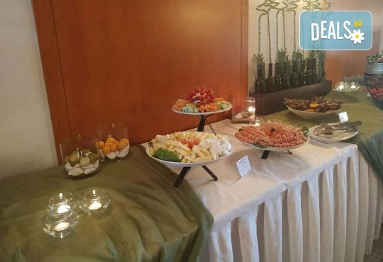 Уикенд в Кавала със Запрянов Травел! 1 нощувка със закуска в Hotel Esperia 3*, транспорт и посещение на Амолофи - Снимка 9