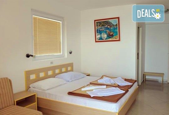 Ранни записвания за екскурзия до Будва и Дубровник! 3 нощувки със закуски и вечери в хотел Обала 3*, транспорт, фотопаузи при Шкодренското езеро и о. Свети Стефан - Снимка 11