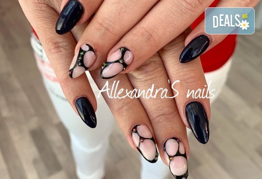 Класически или френски маникюр с гел лак и 2 декорации - рисунки, камъчета и още много, в студио Бейбъл, Студентски град! - Снимка 9
