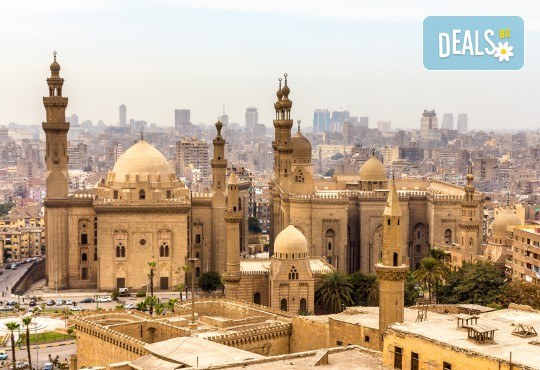 Екзотика и лукс в Египет! 6 нощувки със закуски и вечери в Хургада, 1 нощувка със закуска и вечеря в Кайро, обяд на кораб, самолетен билет и летищни такси - Снимка 3