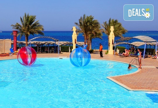 Почивка в Египет! 7 нощувки All Inclusive в Sphinx Aqua Park Beach Resort 4*, Хургада, самолетен билет с директен чартърен полет и трансфери - Снимка 2