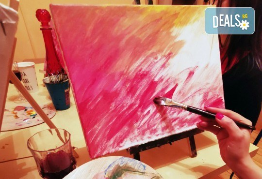 Настроение и изкуство! 3 часа арт занимания по избор и чаша вино в Арт школа Слънчеви приказки - Снимка 1