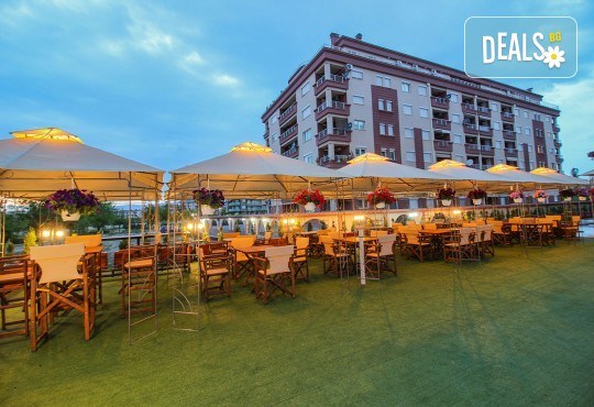 Септемврийски празници в Охрид! 2 нощувки със закуски в Hotel International 4*, транспорт и посещение на Скопие - Снимка 10
