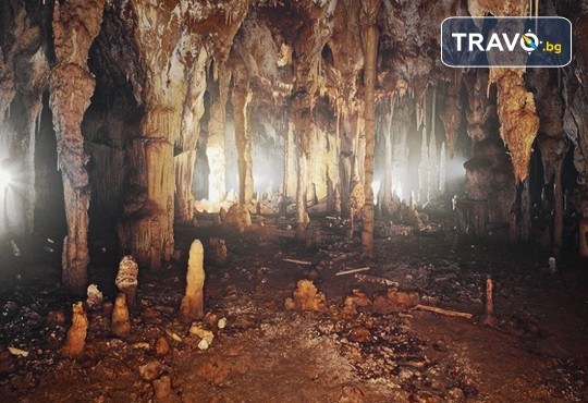 Еднодневна екскурзия през февруари или март до пещерата Алистрати и Серес! Транспорт и водач от Рикотур - Снимка 3