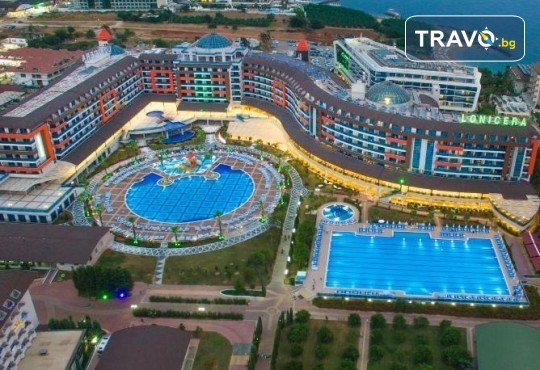 Почивка през май в Алания, Турция, на супер цена! 7 нощувки на база Ultra All Inclusive в Lonicera Resort 5*, възможност за транспорт - Снимка 4