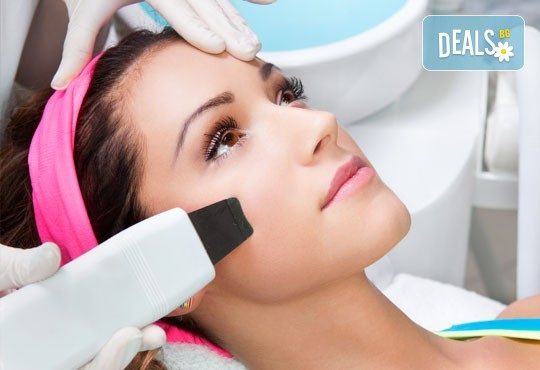 Ултразвуково почистване на лице и подхранване на кожата в Beauty Salon Tesori - Снимка 1