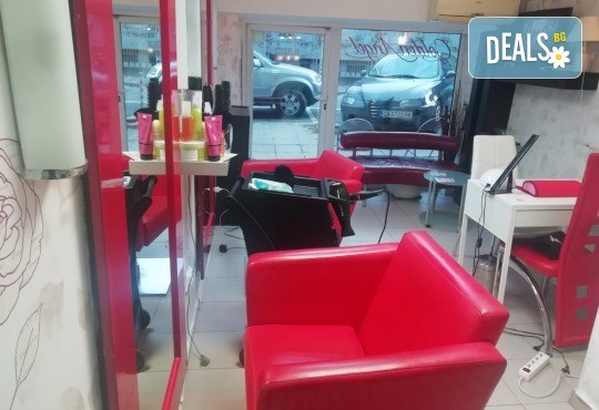 Възстановяваща терапия в продукти на Alfaparf - ампула, маска и кристали + прав сешоар и бонус: подстригване на връхчета в салон Golden Angel, до НДК - Снимка 7