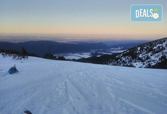 Backcountry забавление! Фрирайд сноуборд за двама с осигурен транспорт, водач и екипировка от Scoot - Снимка 4