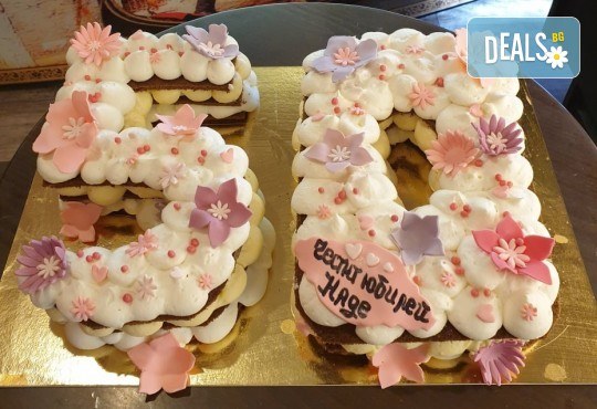 Винтидж торта с 3D цифри и размер по избор от Сладкарница Джорджо Джани - Снимка 2