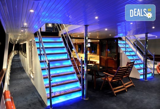 Великден на остров Лефкада с Данна Холидейз! 3 нощувки с 3 закуски, 2 вечери в таверна и празничен Великденски обяд, транспорт и водач - Снимка 12