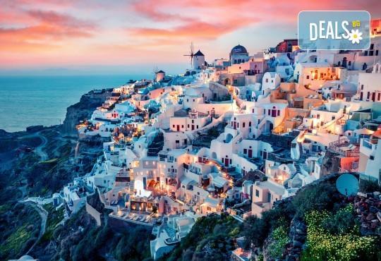Ранни записвания за романтична почивка на остров Санторини! 4 нощувки със закуски, транспорт и представител на Далла Турс - Снимка 2