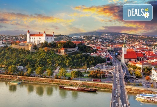 Екскурзия през август до Прага и Братислава! 4 нощувки и закуски в хотел 3*, транспорт, екскурзовод, посещение на Виена и Будапеща - Снимка 2