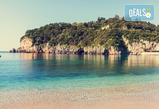 Ранни записвания за почивка на остров Корфу! 4 нощувки със закуски и вечери в Pink Palace Beach Resort, транспорт и водач от Данна Холидейз - Снимка 1
