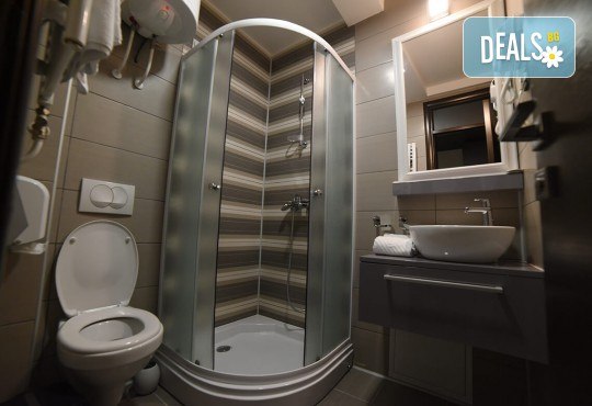 Купон за 8-ми март в Лесковац, Сърбия! 1 нощувка със закуска и гала вечеря с богато меню и неограничени напитки в Hotel Bavka 3*, транспорт по избор - Снимка 7