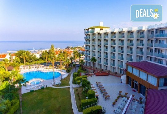 Ранни записвания за лятна почивка в L'Ambilance Royal Palace Hotel 4*, Кушадасъ! 7 нощувки на база All Inclusive, възможност за транспорт - Снимка 2