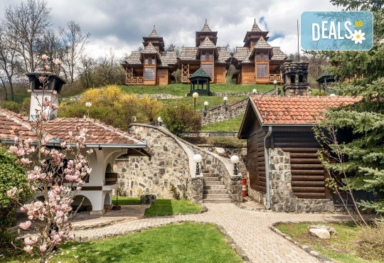 Екскурзия за Цветница до Вишеград, Каменград и Дървенград! 1 нощувка със закуска, транспорт и екскурзовод - Снимка 1