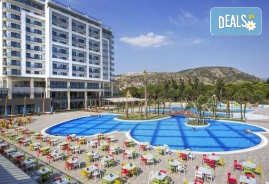 Почивка през април и май в Seven Seas Sealight Elite 5* (ex. Amara Sealight), Кушадасъ! 4, 5 или 7 нощувки Ultra All Inclusive, безплатно за дете до 12.99г. - Снимка 1