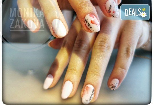 Бъдете неотразима с класически или френски маникюр с гел лак в цвят по избор, 2 ръчно рисувани декорации, терапия за ръце с парафинова свещ и бонус: сваляне на стар гел лак в студио Velesa - Снимка 2