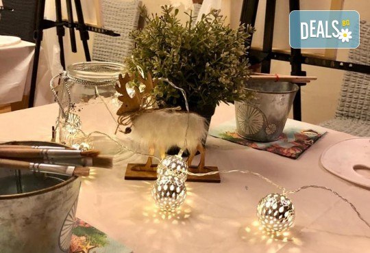 3 часа рисуване на Синева на 08.03. с напътствията на професионален художник, чаша вино и вода в Арт ателие Багри и вино - Снимка 6