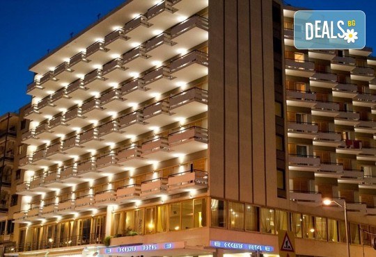 Лятна мини почивка в Кавала! 4 нощувки със закуски и вечери в Hotel Oceanis 3*, транспорт и трансфер до плажовете Амолофи, Неа Ираклица и Каламица - Снимка 10