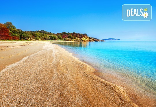 Лятна мини почивка в Кавала! 4 нощувки със закуски и вечери в Hotel Oceanis 3*, транспорт и трансфер до плажовете Амолофи, Неа Ираклица и Каламица - Снимка 3