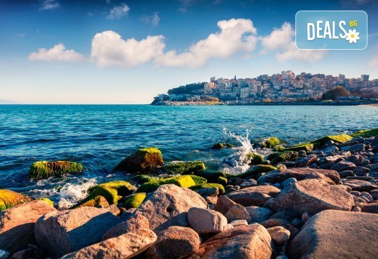 Лятна мини почивка в Кавала! 4 нощувки със закуски и вечери в Hotel Oceanis 3*, транспорт и трансфер до плажовете Амолофи, Неа Ираклица и Каламица - Снимка 4